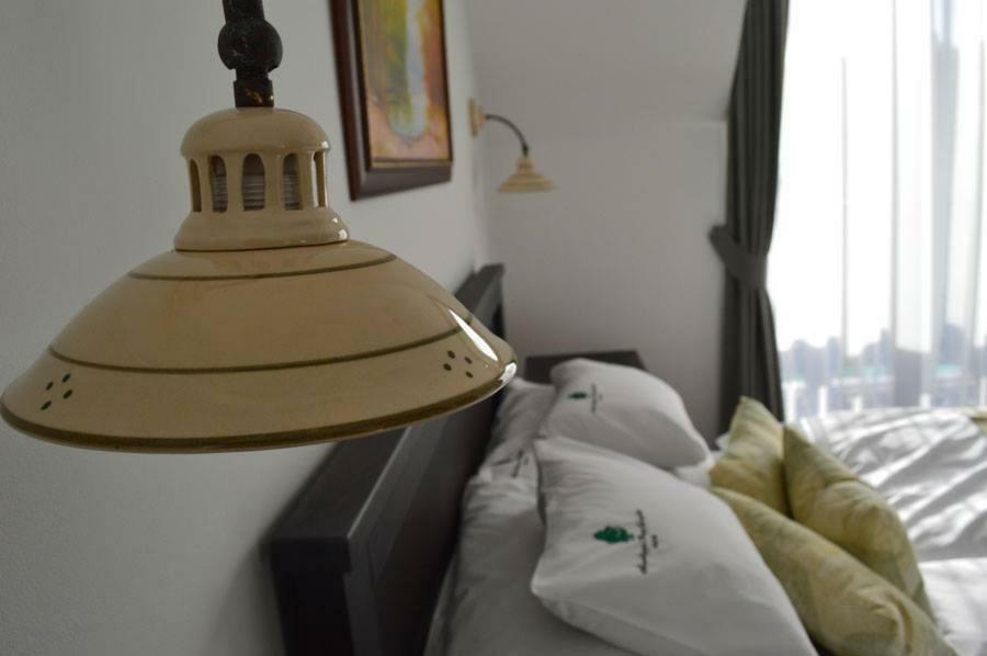 Somhegyi Oereg Harsfak Major Vendeghaz Bed & Breakfast Bakonybél Exterior photo