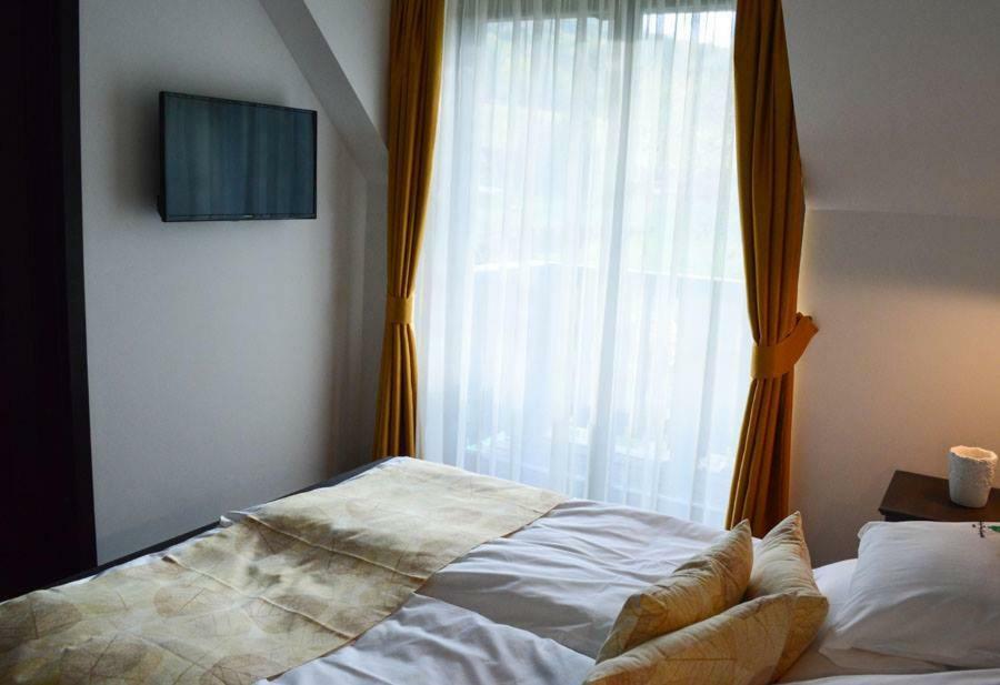 Somhegyi Oereg Harsfak Major Vendeghaz Bed & Breakfast Bakonybél Exterior photo