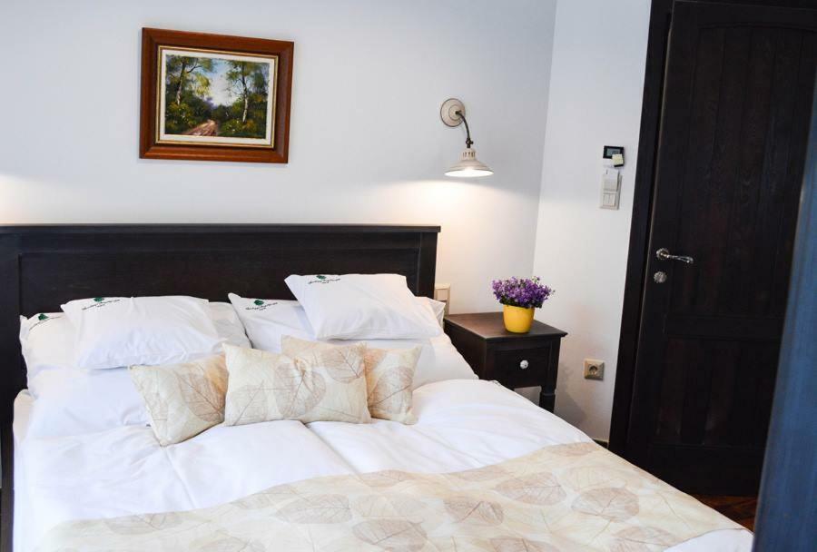Somhegyi Oereg Harsfak Major Vendeghaz Bed & Breakfast Bakonybél Exterior photo